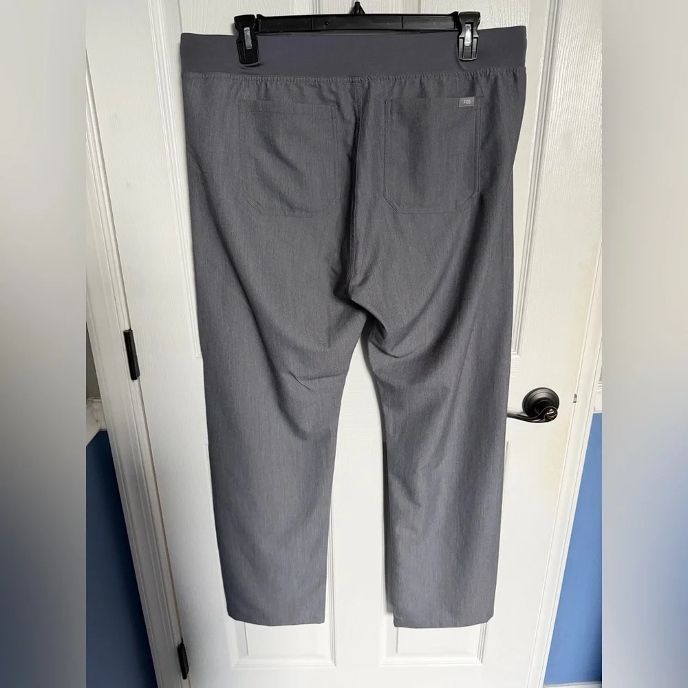 Figs Men's Charcoal Sweatpants with Teal Drawstring XL/T